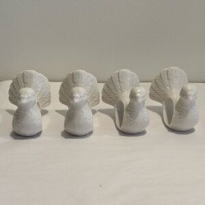 Napkin holders Vintage white porcelain Set of FOUR White Bird hens Napkin Rings